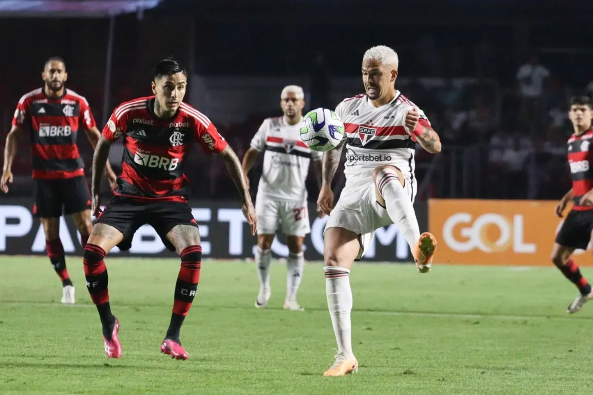 Onde assistir Flamengo x São Paulo ao vivo hoje